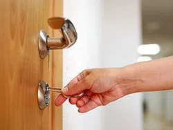 City Locksmith Services Warrington, PA 215-660-1319